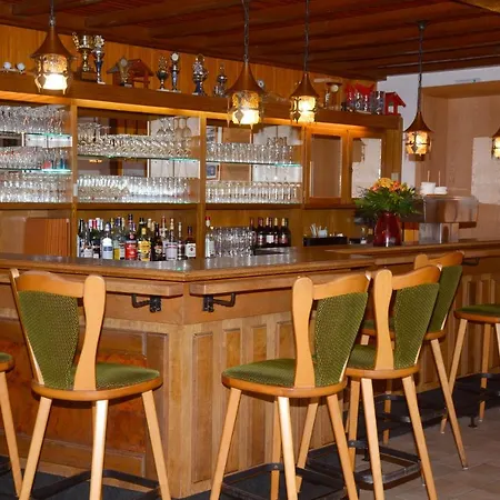 楚姆斯特林宾馆 公寓 *