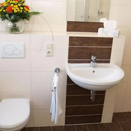 Lägenhet Gaestehaus Zum Stehling